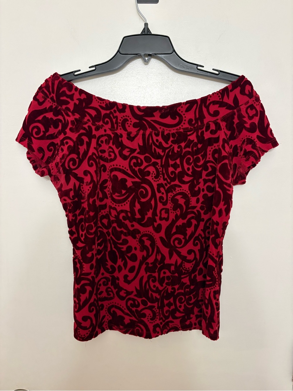 Karen Kane Burnout Velvet Top Red Damask Off Shoulder Renaissance Blouse L